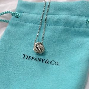Tiffany Knot Pendant with chain
